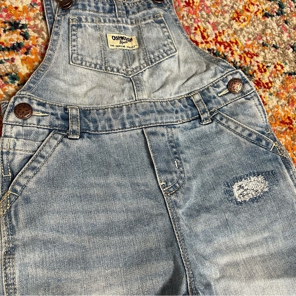 OshKosh B'Gosh Baby Girls' Rip & Repair Denim Overall ‎  3T - Picture 4 of 11
